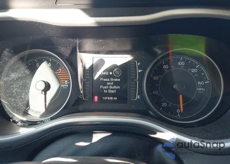 2018 Jeep Cherokee Latitude Plus 4X4 from USA, damaged, VIN 1C4PJMLX8JD580040